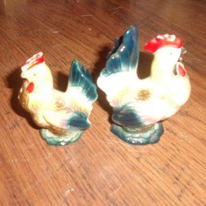 Colorful rooster chicken salt pepper shakers set Japan